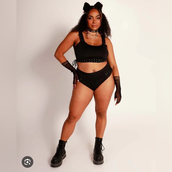 Techno Temptation Rave top - Picture 2 of 2